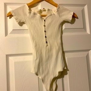 Better Be ribbed button bodysuit medium white